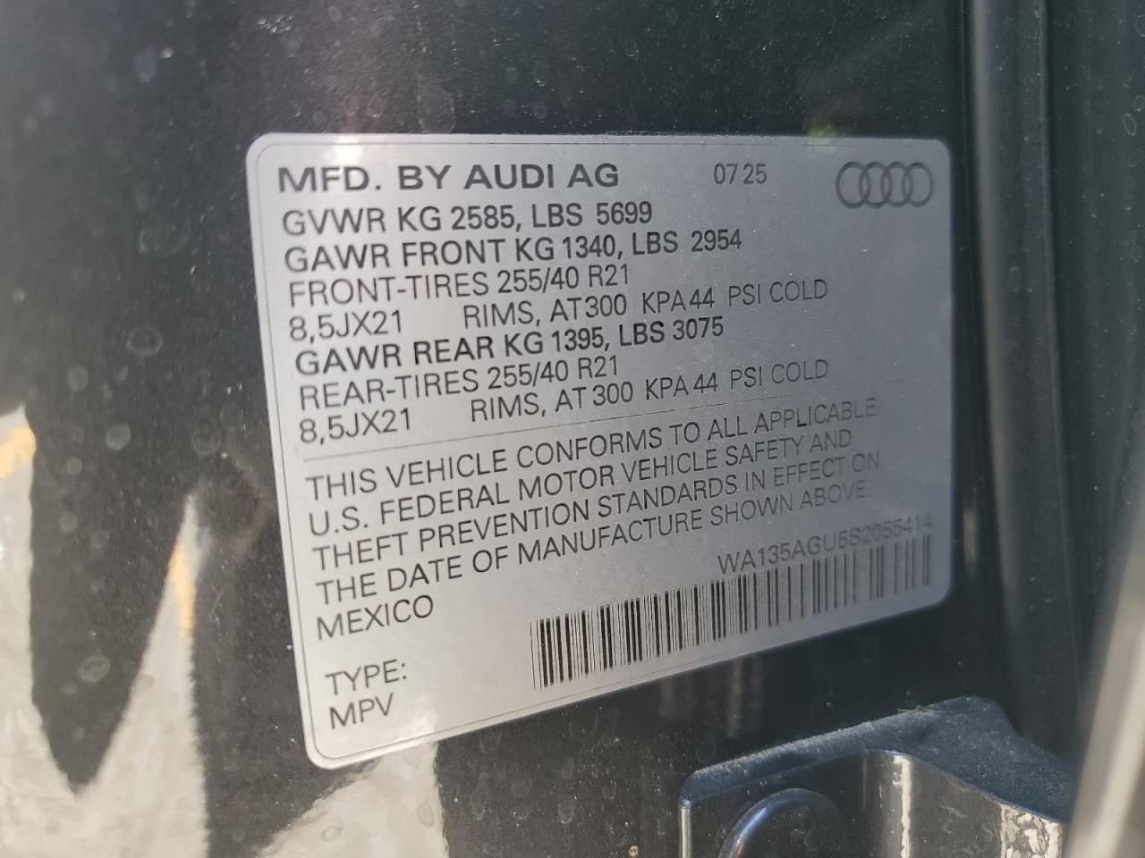 2025 Audi Sq5 Prestige VIN: WA135AGU5S2055414 Lot: 81585905