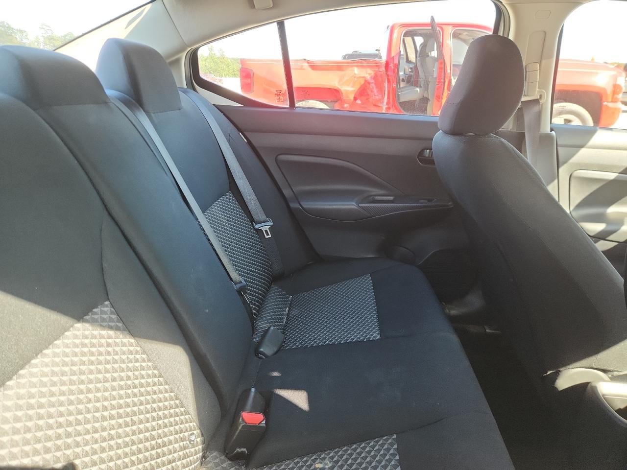 2020 Nissan Versa S VIN: 3N1CN8DV8LL803927 Lot: 80058345