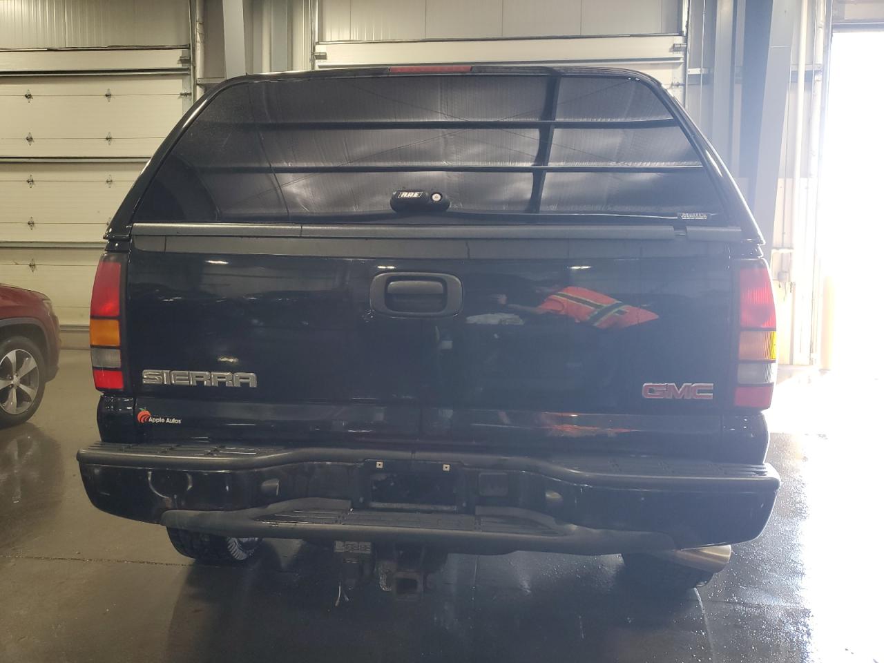 2004 GMC Sierra K1500 Denali VIN: 2GTFK69U041305537 Lot: 83873485