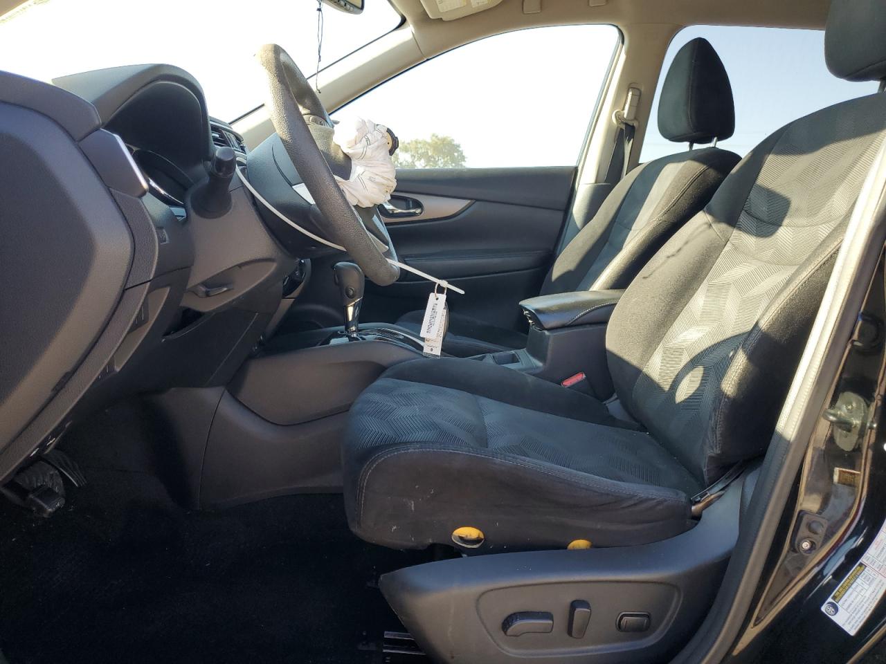 2015 Nissan Rogue S VIN: 5N1AT2ML6FC808139 Lot: 83855325