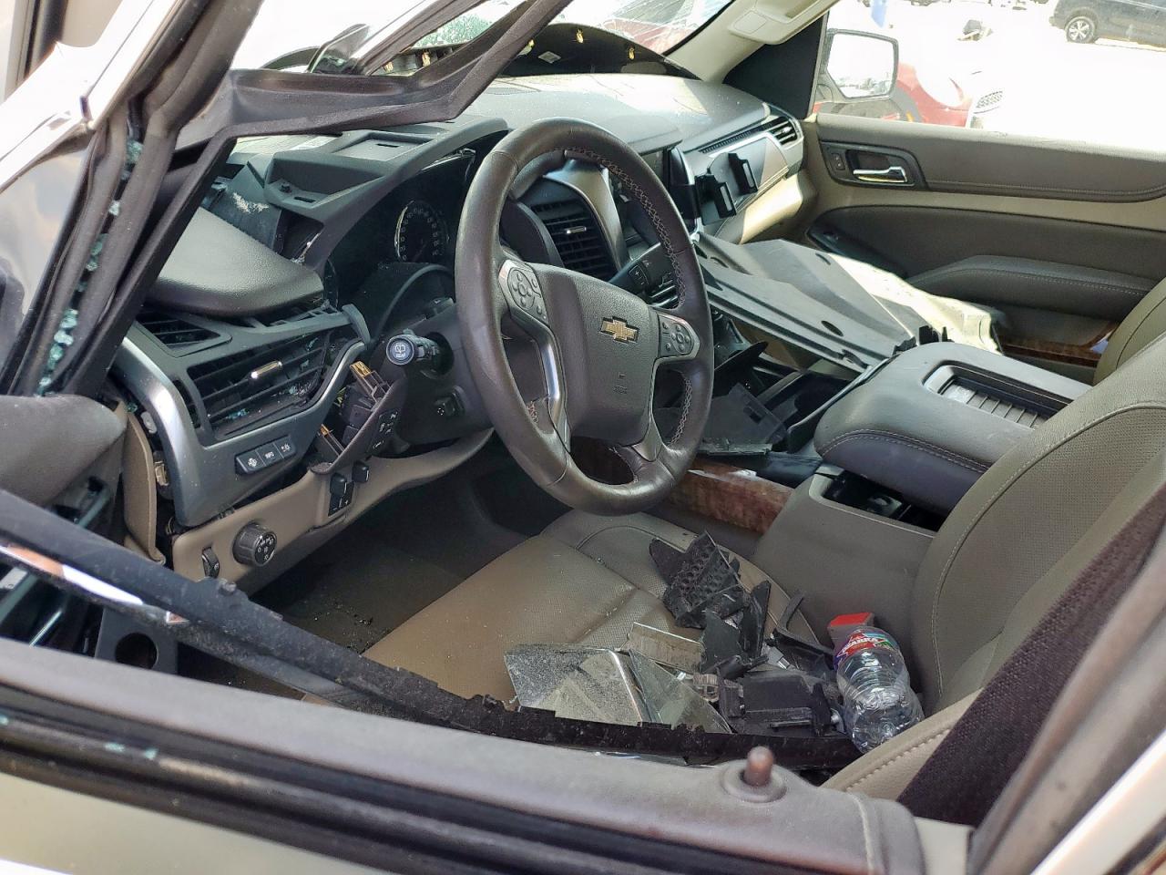 2017 Chevrolet Suburban C1500 Premier VIN: 1GNSCJKC1HR169133 Lot: 84066235