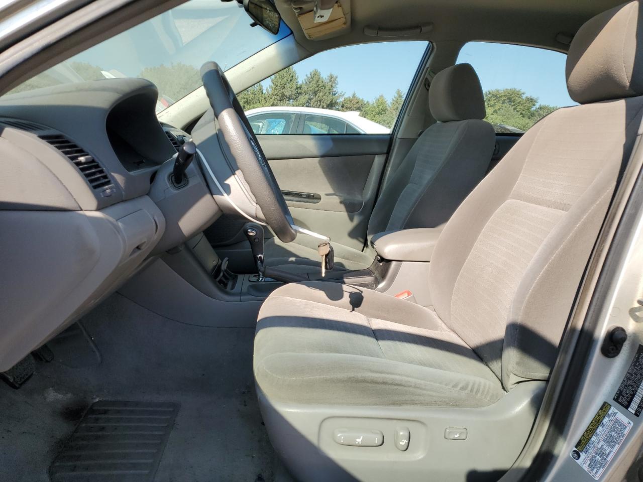 2005 Toyota Camry Le VIN: 4T1BE32K55U553247 Lot: 80089655