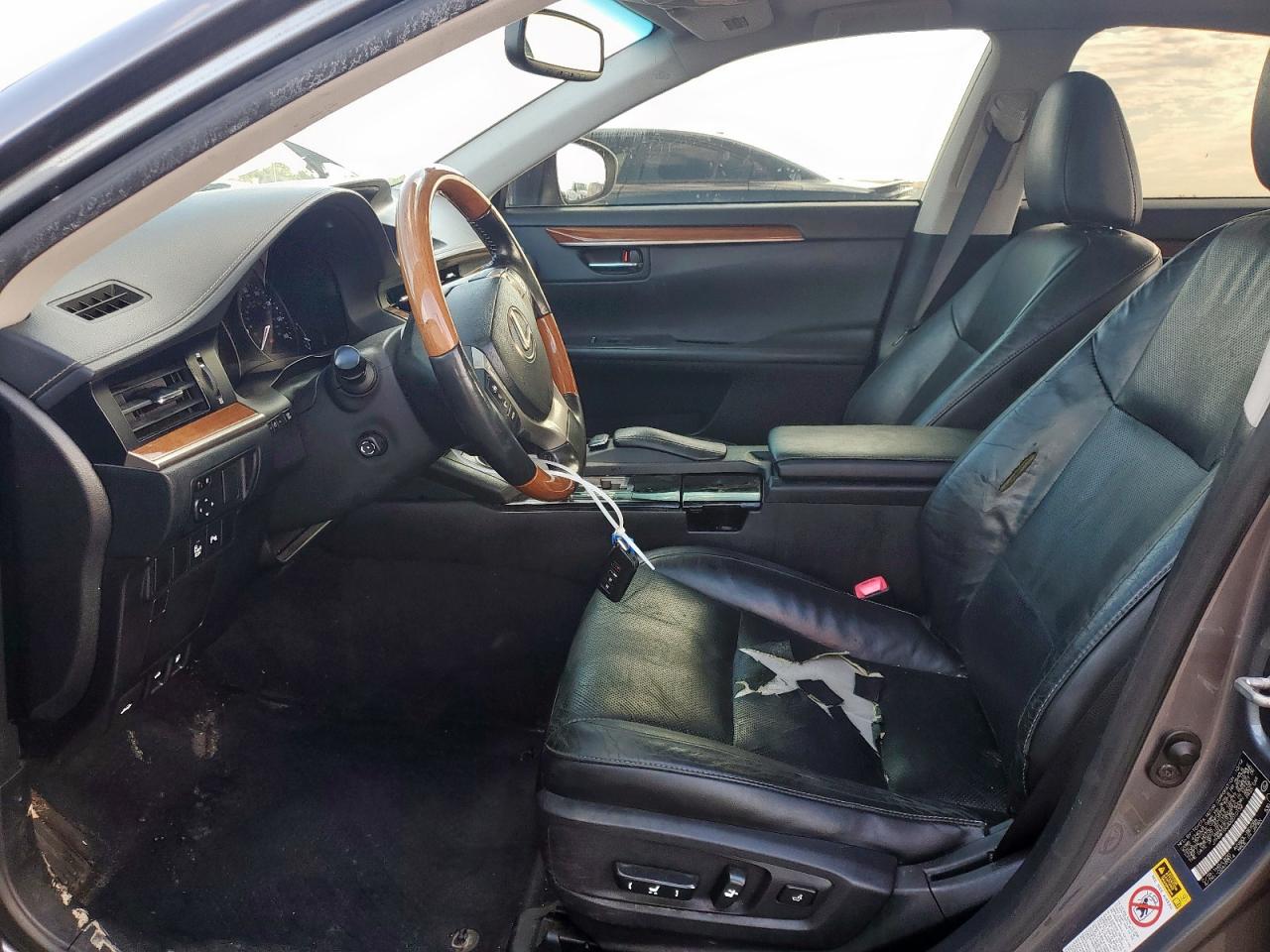 2013 Lexus Es 300H VIN: JTHBW1GG4D2010152 Lot: 84228675