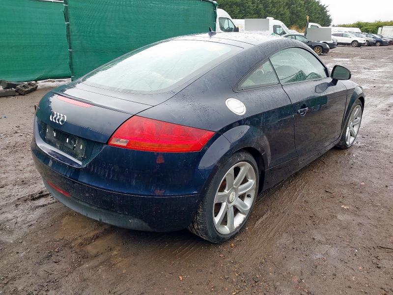 2006 AUDI TT 