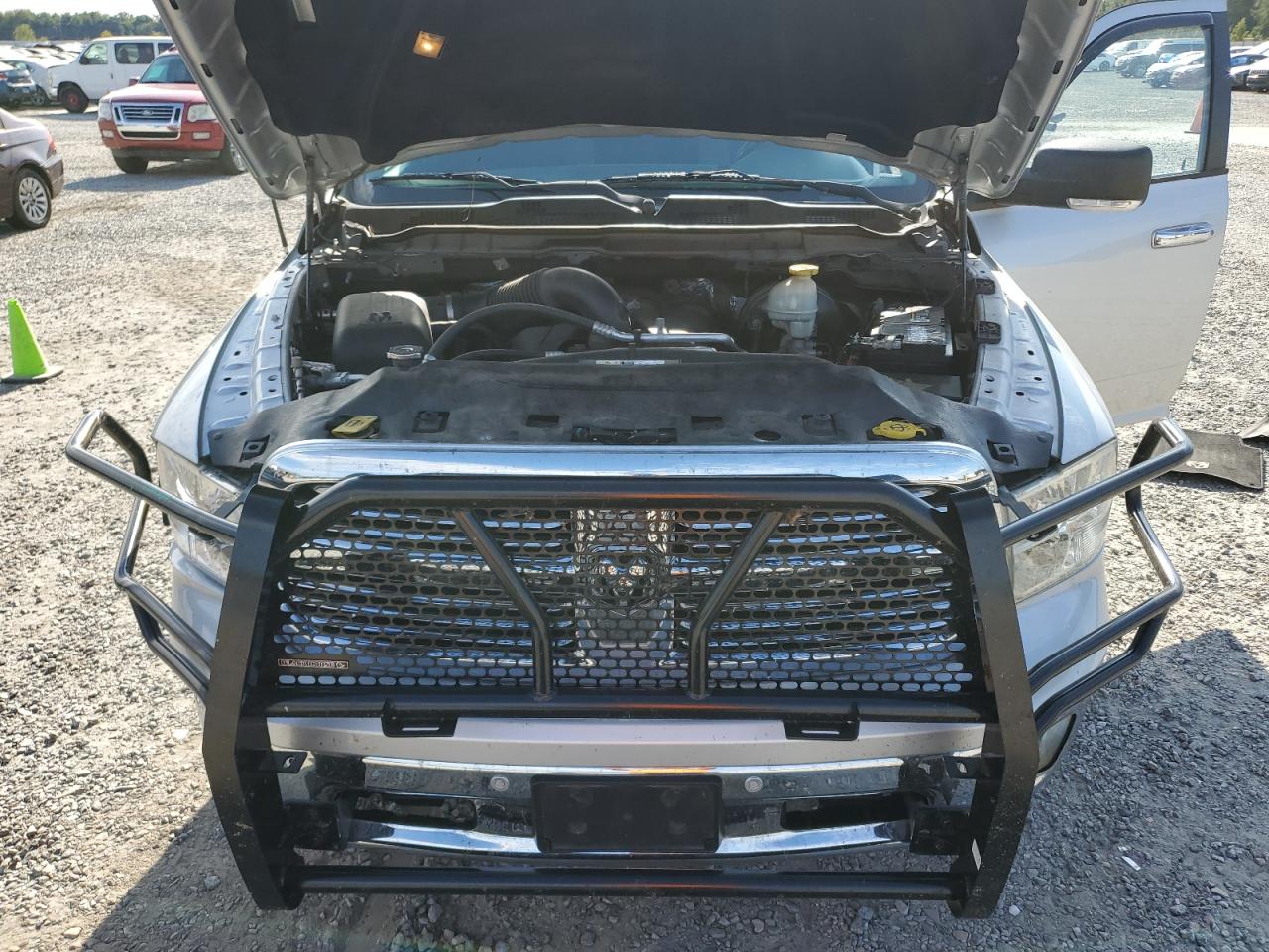 2017 Ram 1500 Slt VIN: 3C6RR7LT7HG560284 Lot: 81195135