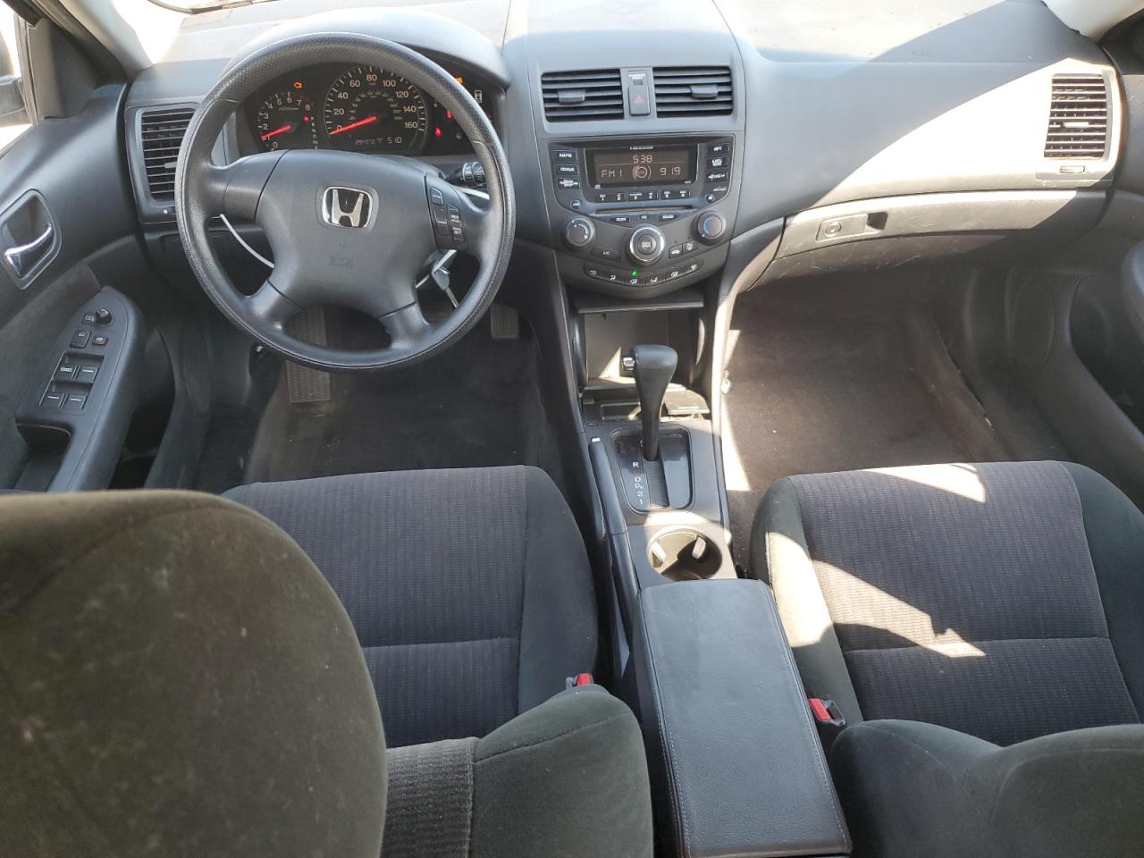 2005 Honda Accord Lx VIN: 1HGCM56445A115261 Lot: 70729955