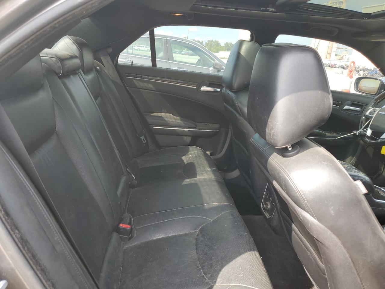 2011 Chrysler 300C VIN: 2C3CK6CT6BH587873 Lot: 71122655