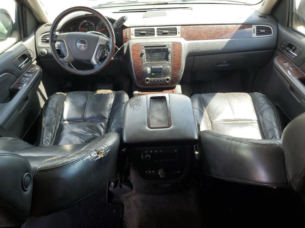 2008 GMC Yukon Denali VIN: 1GKFK63848J126459 Lot: 81779705