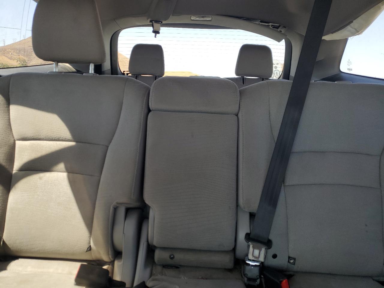 2017 Honda Pilot Lx VIN: 5FNYF5H14HB008272 Lot: 71634385