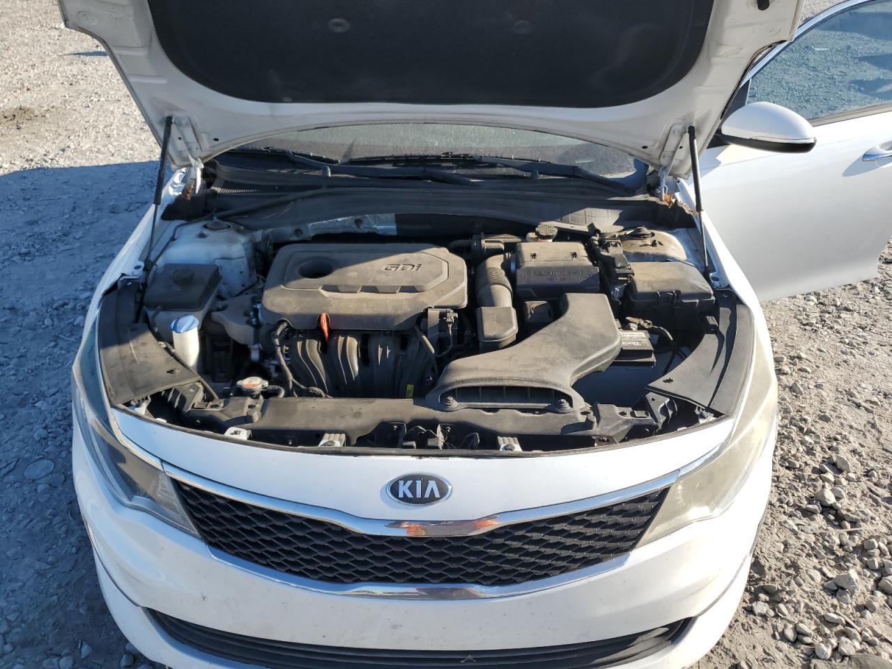 2017 Kia Optima Lx VIN: 5XXGT4L31HG175547 Lot: 84001565