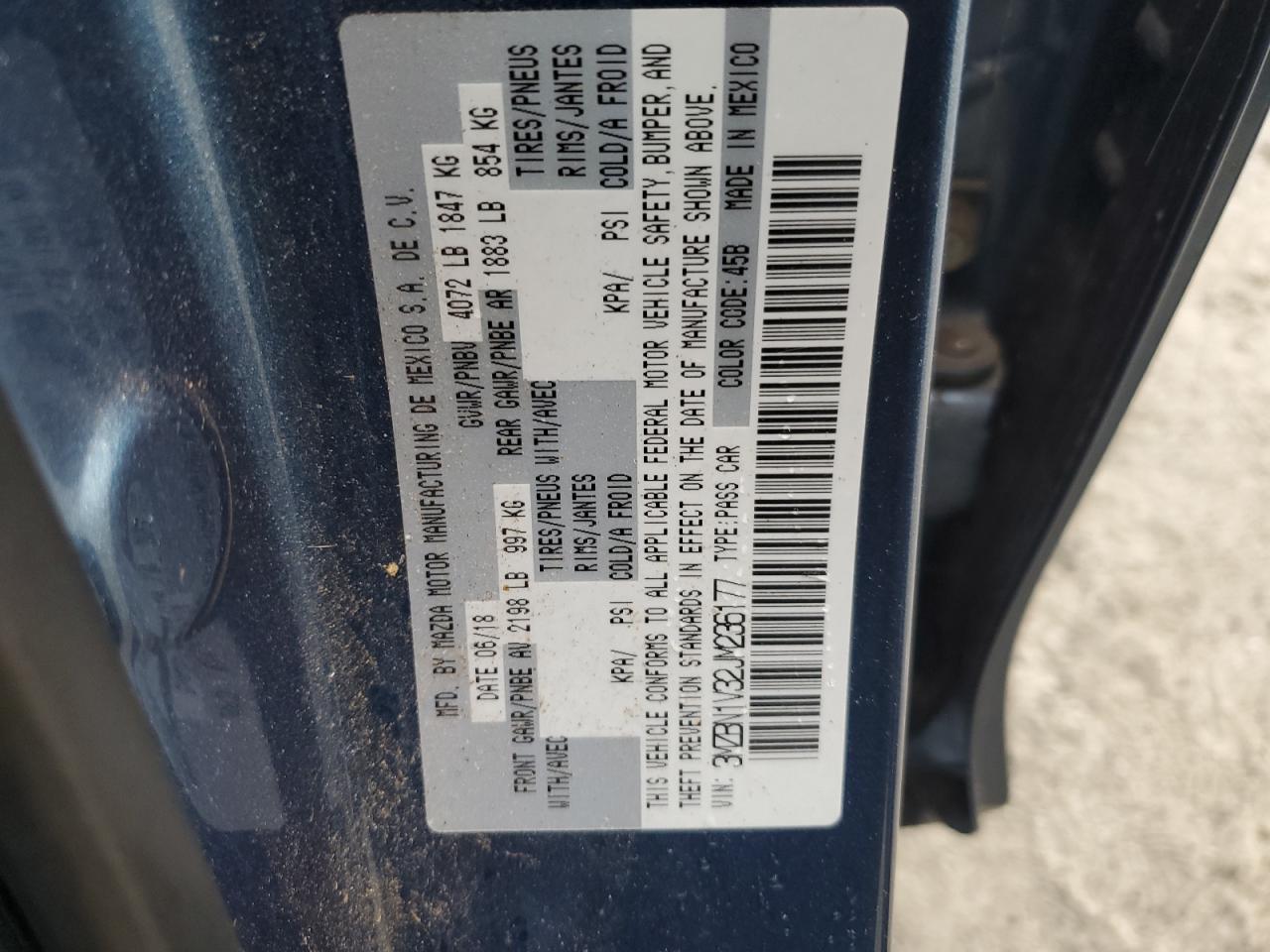 2018 Mazda 3 Touring VIN: 3MZBN1V32JM236177 Lot: 80477115