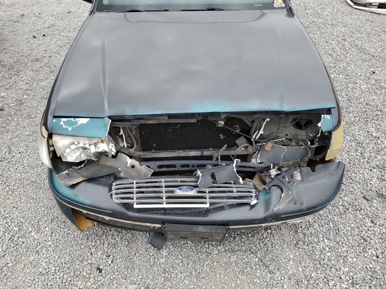 1998 Ford Crown Victoria Lx VIN: 2FAFP74W1WX172857 Lot: 81805995