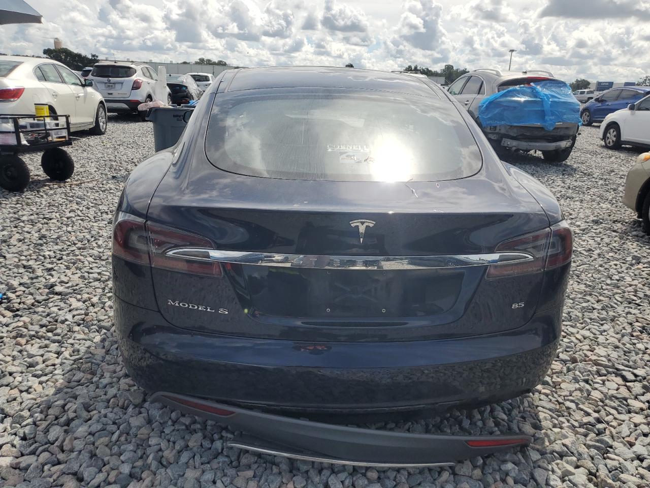 2014 Tesla Model S VIN: 5YJSA1H13EFP40031 Lot: 81466455