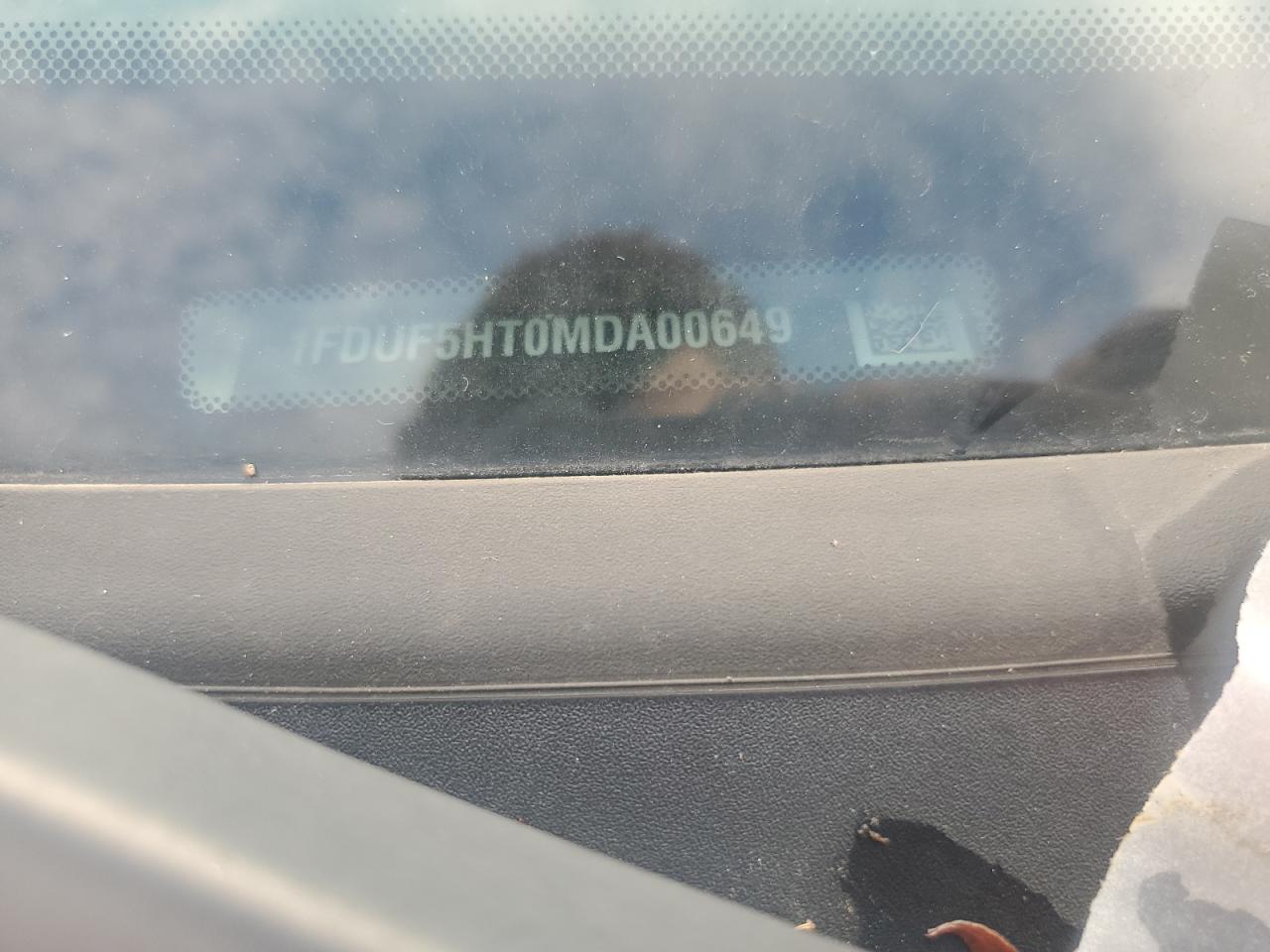 2021 Ford F550 Super Duty VIN: 1FDUF5HT0MDA00649 Lot: 83829415