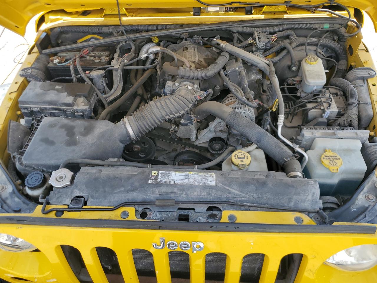 2011 Jeep Wrangler Sport VIN: 1J4AA2D12BL550666 Lot: 71304675