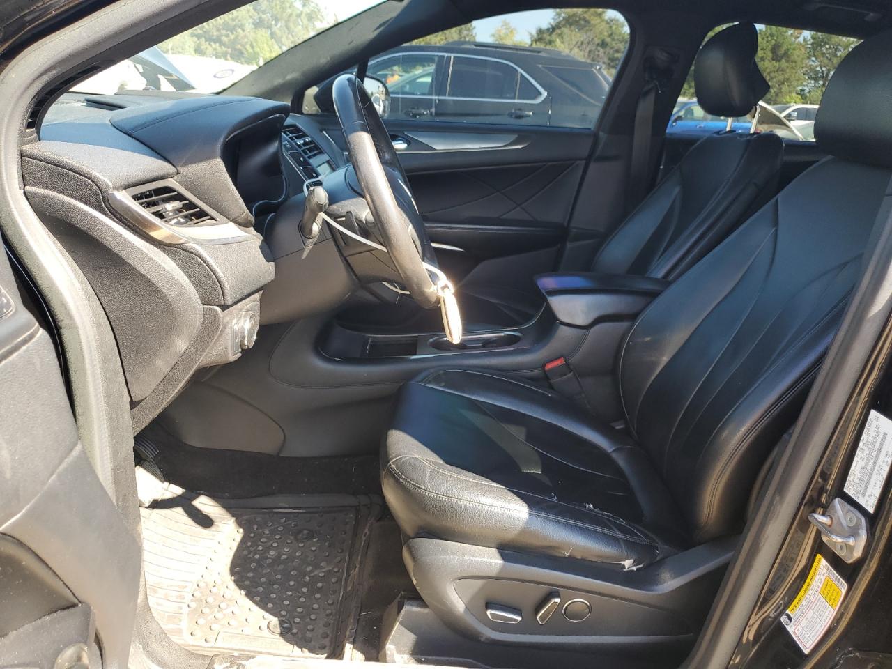 2015 Lincoln Mkc VIN: 5LMCJ1A92FUJ48044 Lot: 70207245