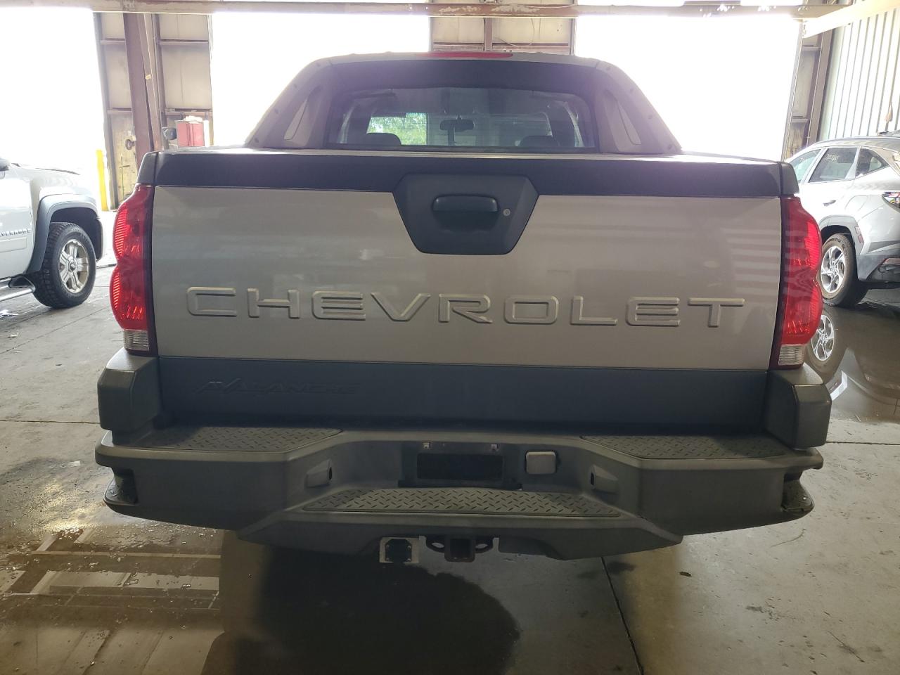 2003 Chevrolet Avalanche K1500 VIN: 3GNEK13T43G184992 Lot: 81448565