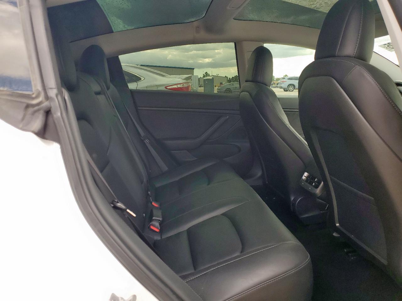 2018 Tesla Model 3 VIN: 5YJ3E1EB3JF146796 Lot: 83832005