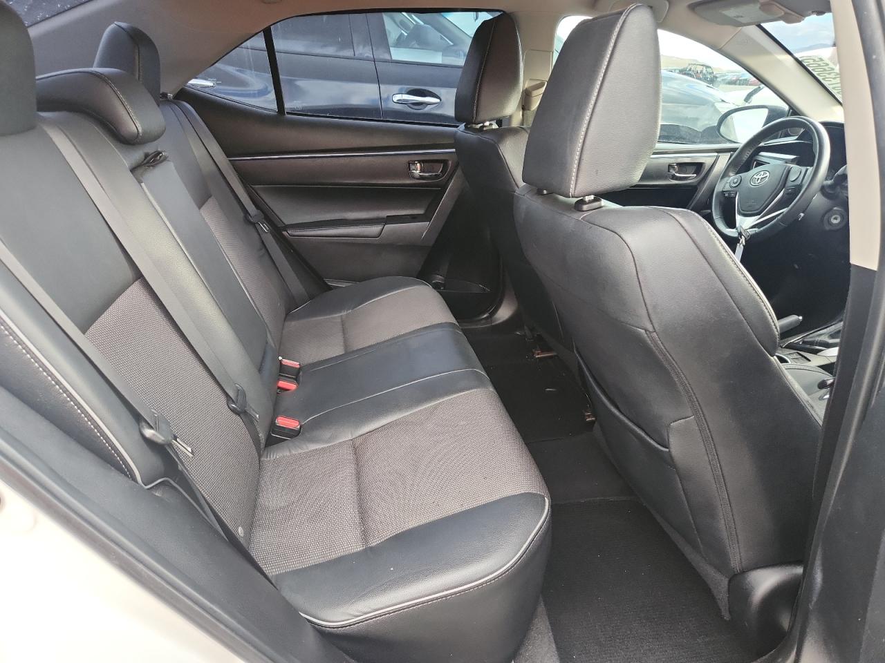 2015 Toyota Corolla L VIN: 5YFBURHE5FP241424 Lot: 80733665