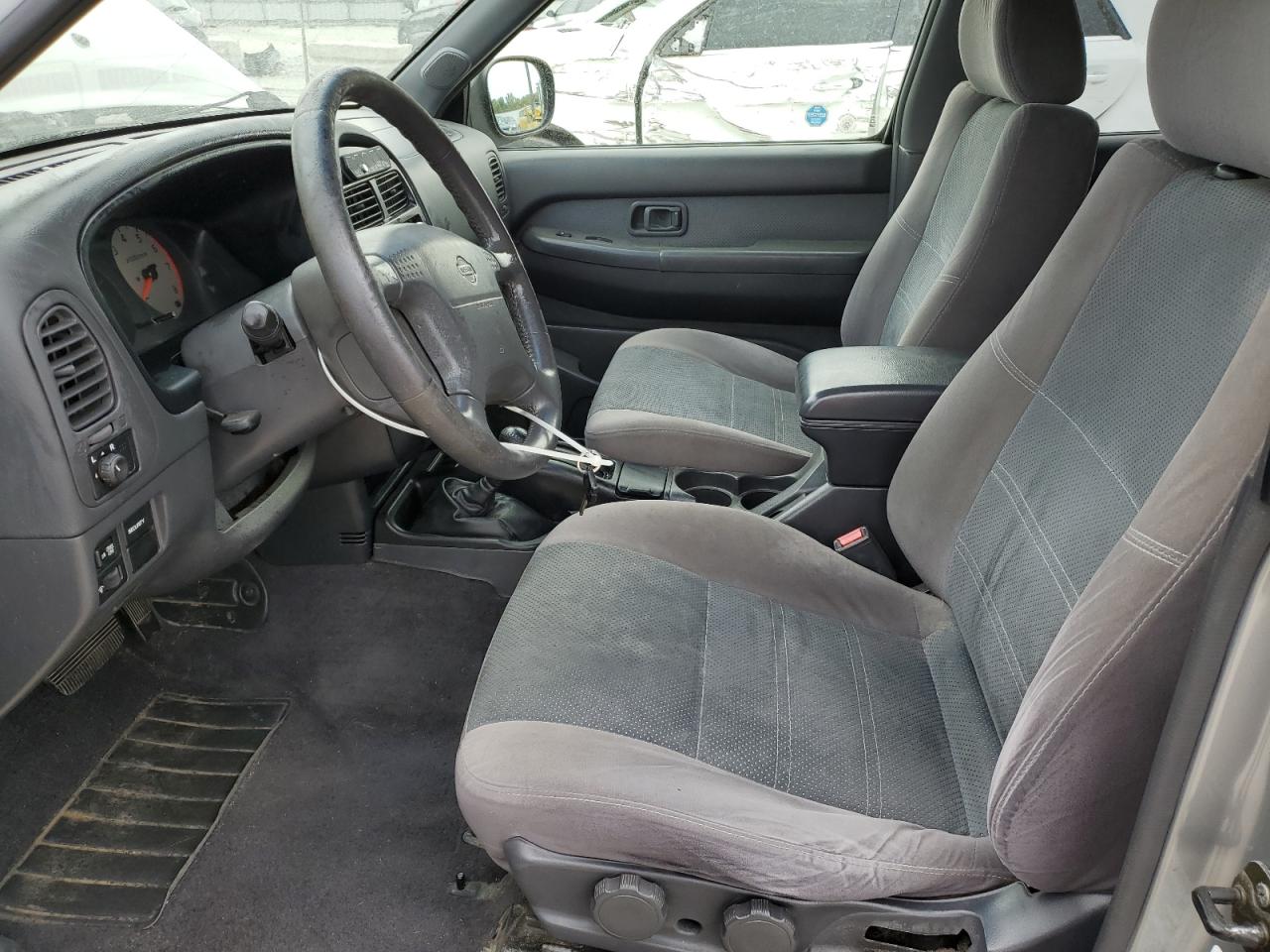 2000 Nissan Pathfinder Le VIN: JN8AR07Y5YW435387 Lot: 80127755