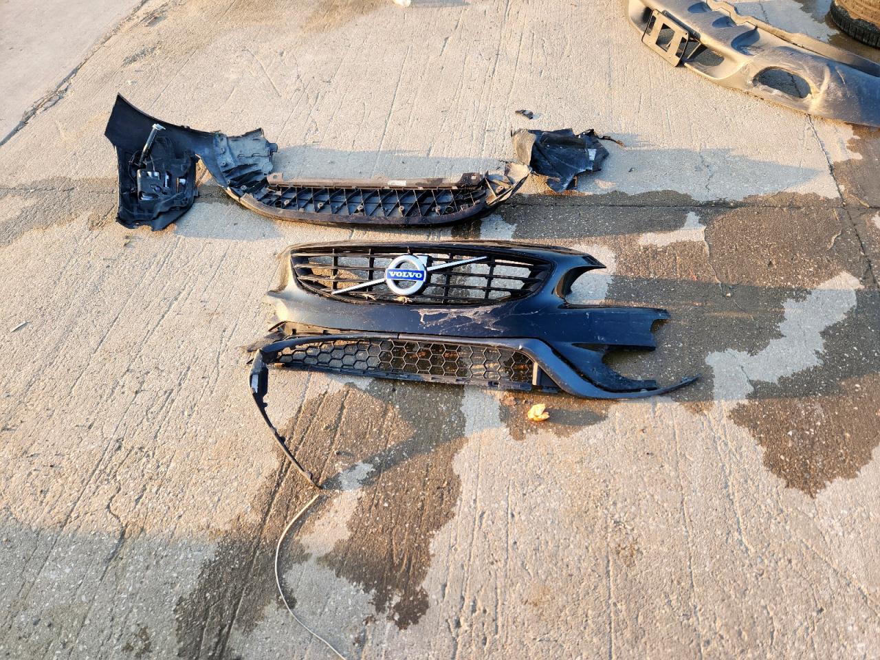 2017 Volvo S60 Dynamic VIN: YV140MTLXH2431471 Lot: 71807255