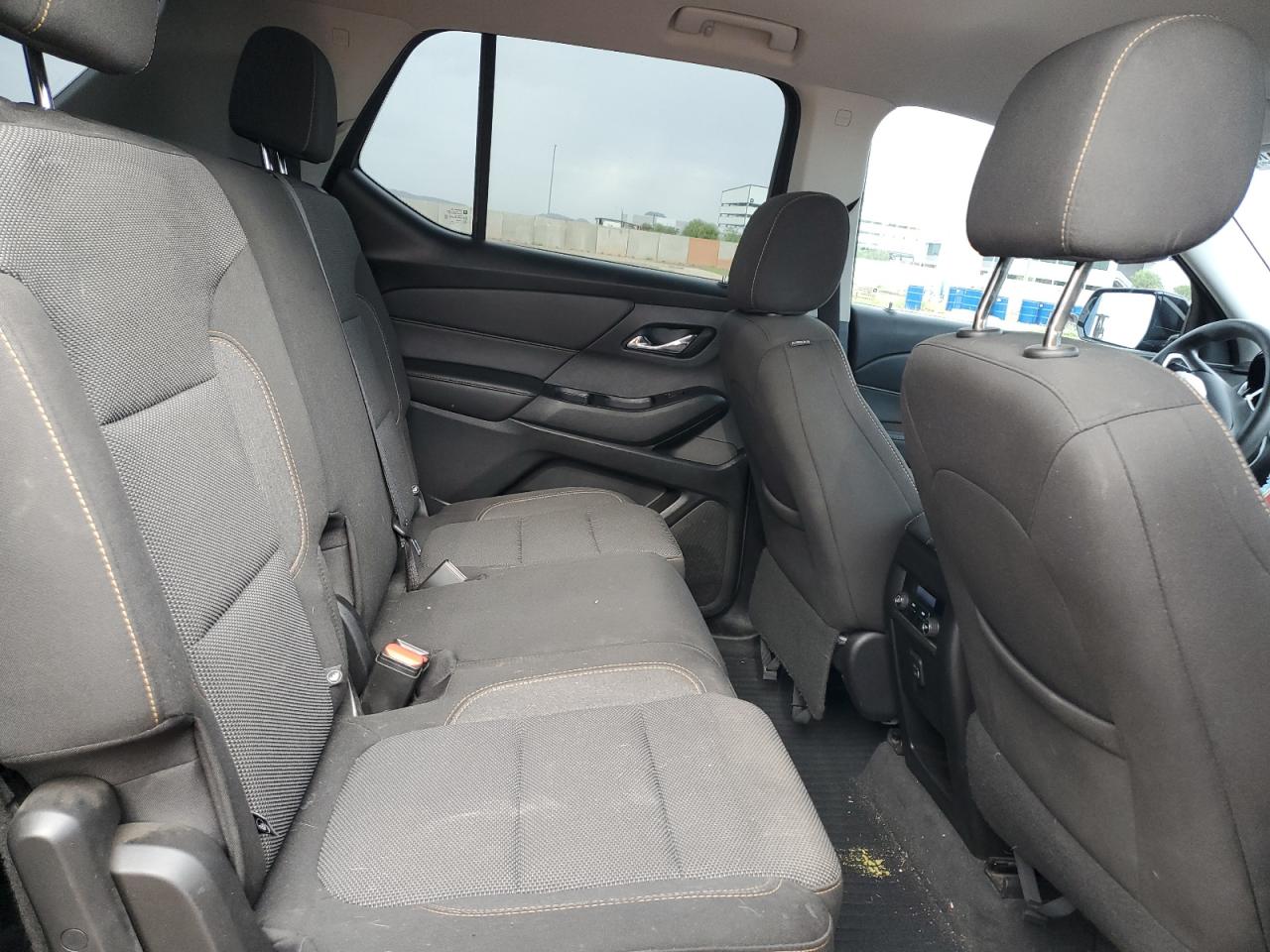 2020 Chevrolet Traverse Ls VIN: 1GNERFKW7LJ240667 Lot: 81157685
