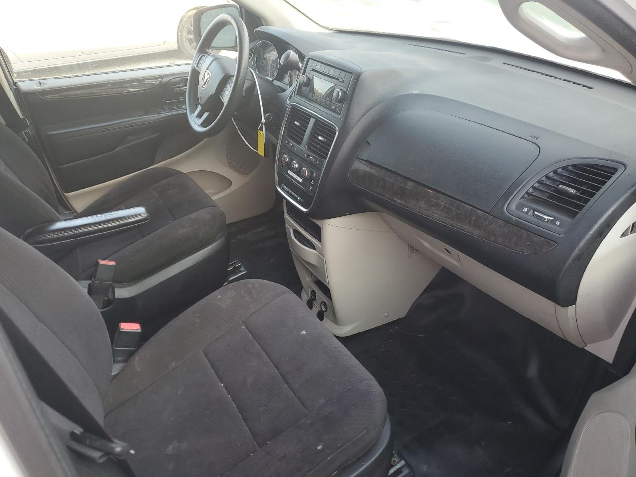 2011 Dodge Grand Caravan C/V VIN: 2D4RN1AG4BR743122 Lot: 82058895