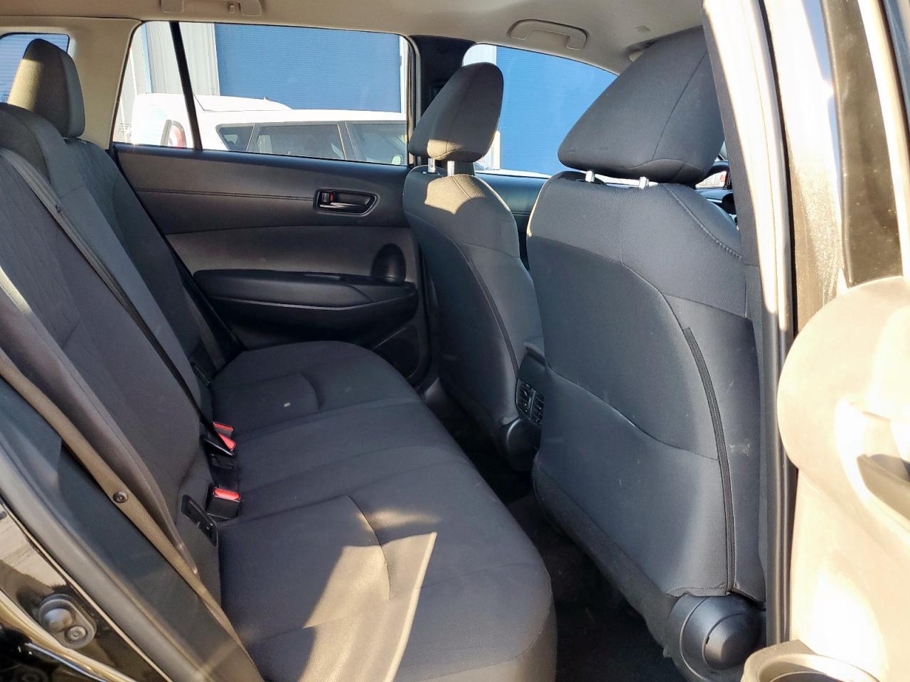 2022 Toyota Corolla Cross Le VIN: 7MUCAAAG2NV011085 Lot: 71434995