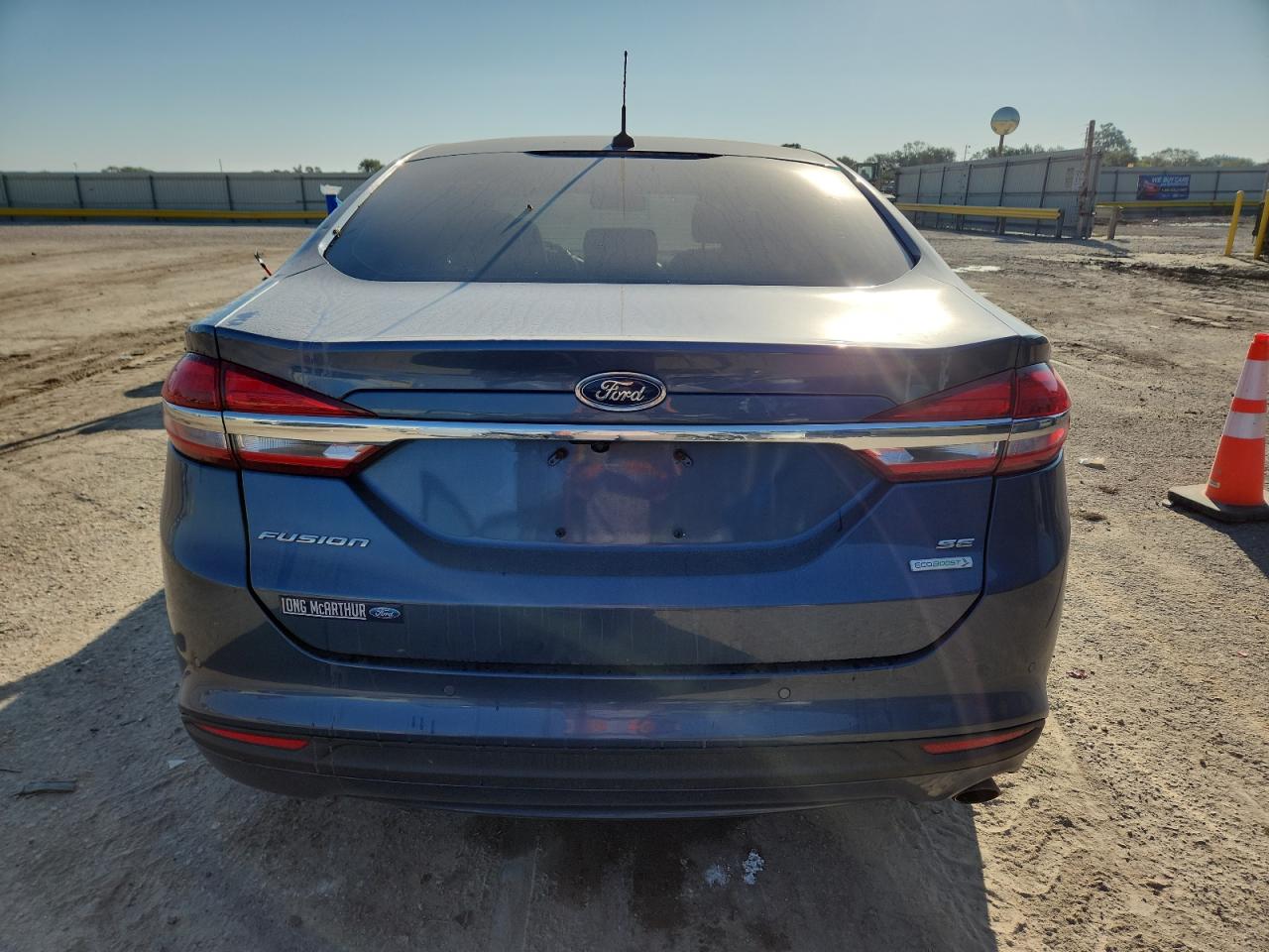 2018 Ford Fusion Se VIN: 3FA6P0HD0JR239617 Lot: 83874975