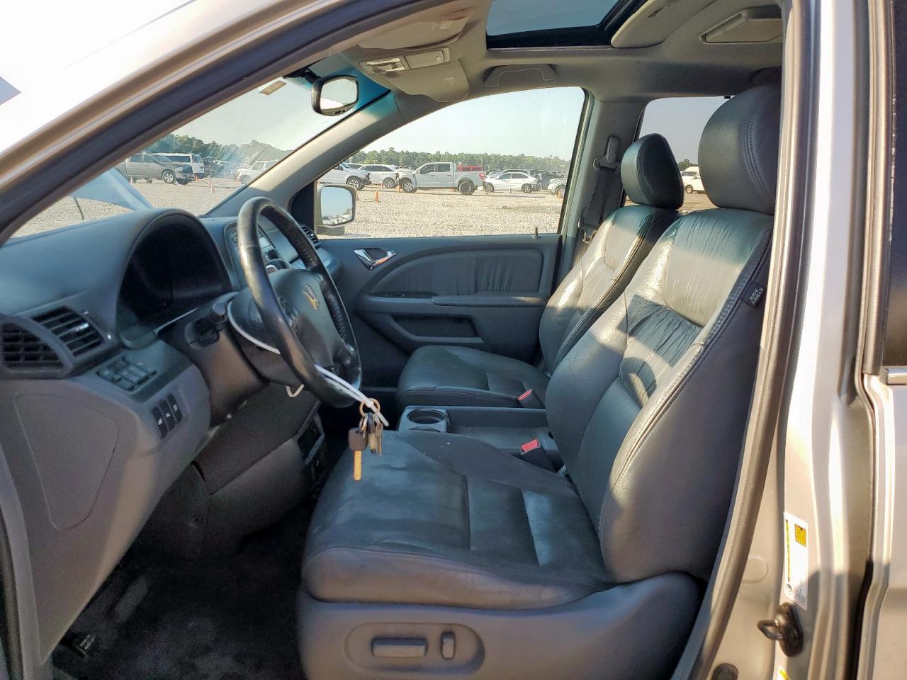 2006 Honda Odyssey Touring VIN: 5FNRL38816B030158 Lot: 71620675