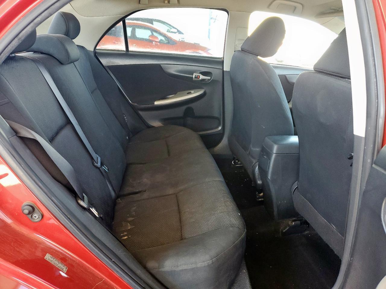 2010 Toyota Corolla Base VIN: 1NXBU4EE6AZ303024 Lot: 84211605