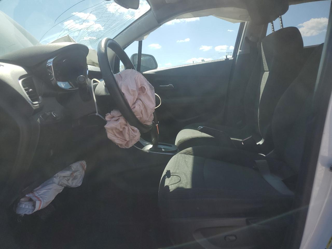 2021 Chevrolet Trax Ls VIN: KL7CJKSB8MB319576 Lot: 80303595