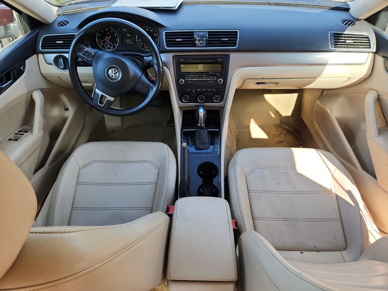 2014 Volkswagen Passat S VIN: 1VWAT7A36EC099245 Lot: 81452415
