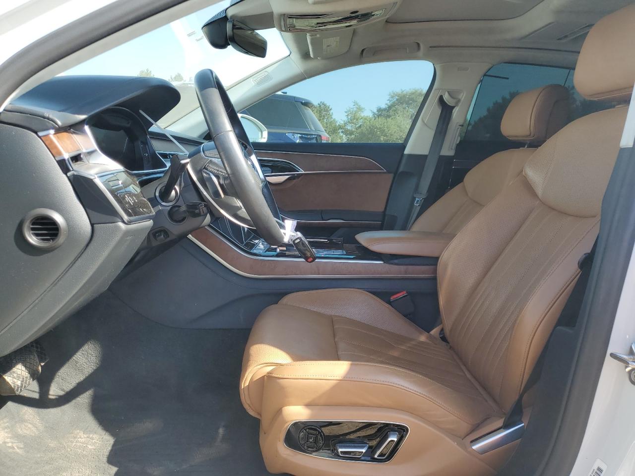 2019 Audi A8 L VIN: WAU8DAF85KN010388 Lot: 84198285