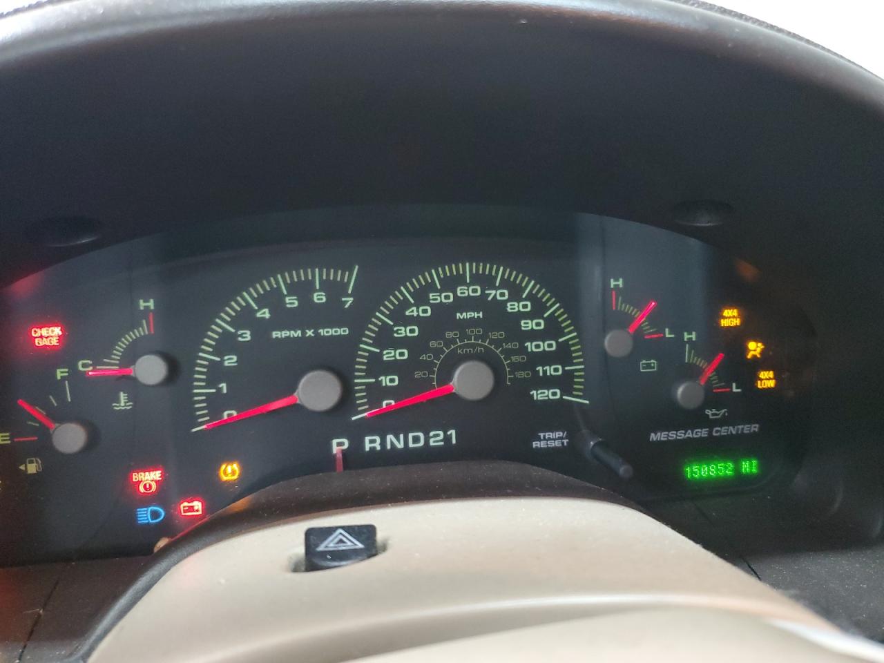 2004 Ford Expedition Eddie Bauer VIN: 1FMPU18L64LA87913 Lot: 71676585