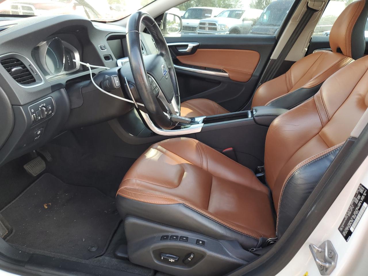 2015 Volvo S60 Platinum VIN: YV149MFMXF1333165 Lot: 80567195