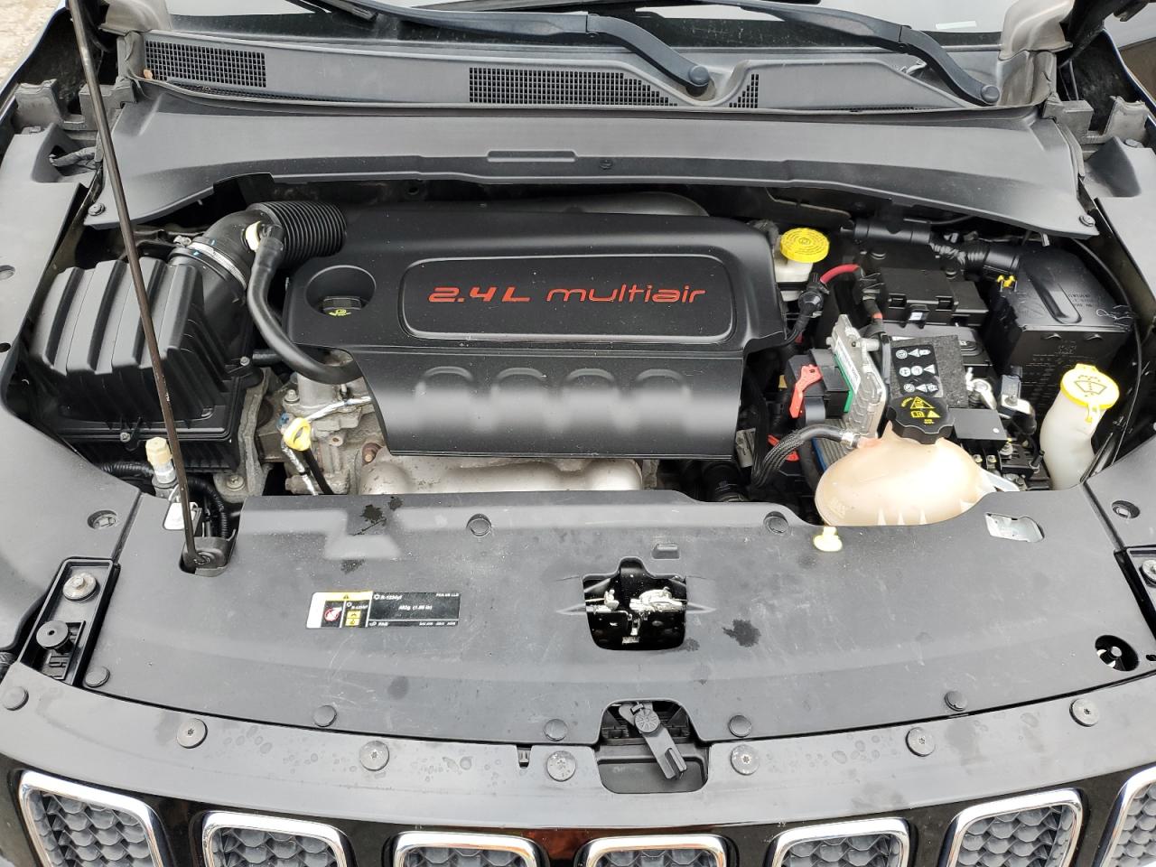 2018 Jeep Compass Latitude VIN: 3C4NJDBB2JT167926 Lot: 82072915