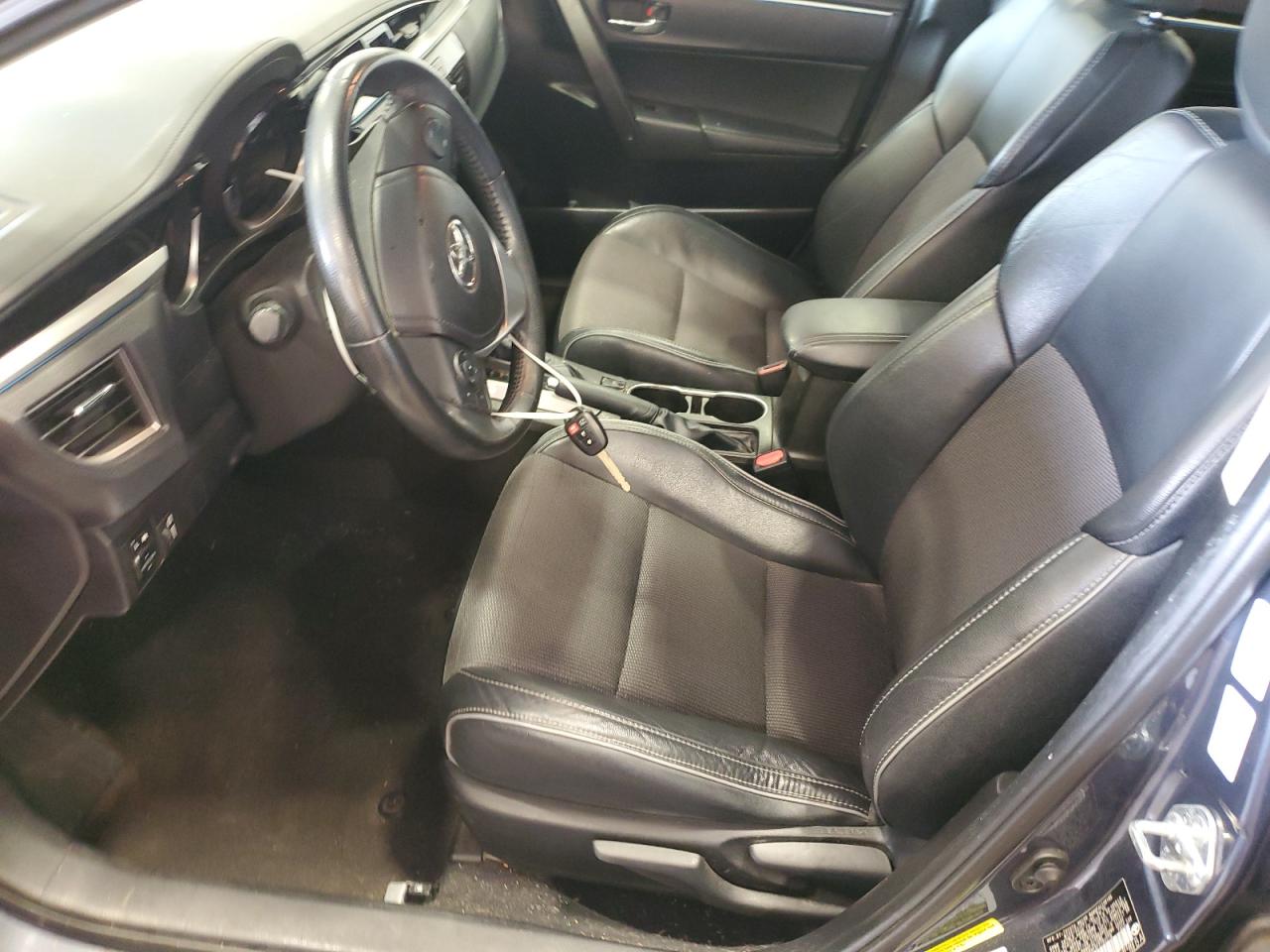 2015 Toyota Corolla L VIN: 5YFBURHE0FP303778 Lot: 84815515