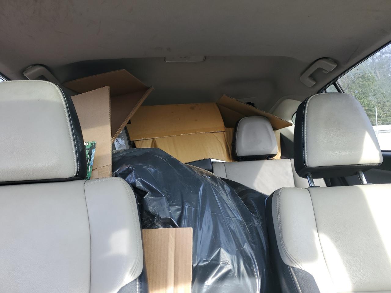 2018 Toyota Rav4 Hv Limited VIN: JTMDJREV1JD181059 Lot: 84439045