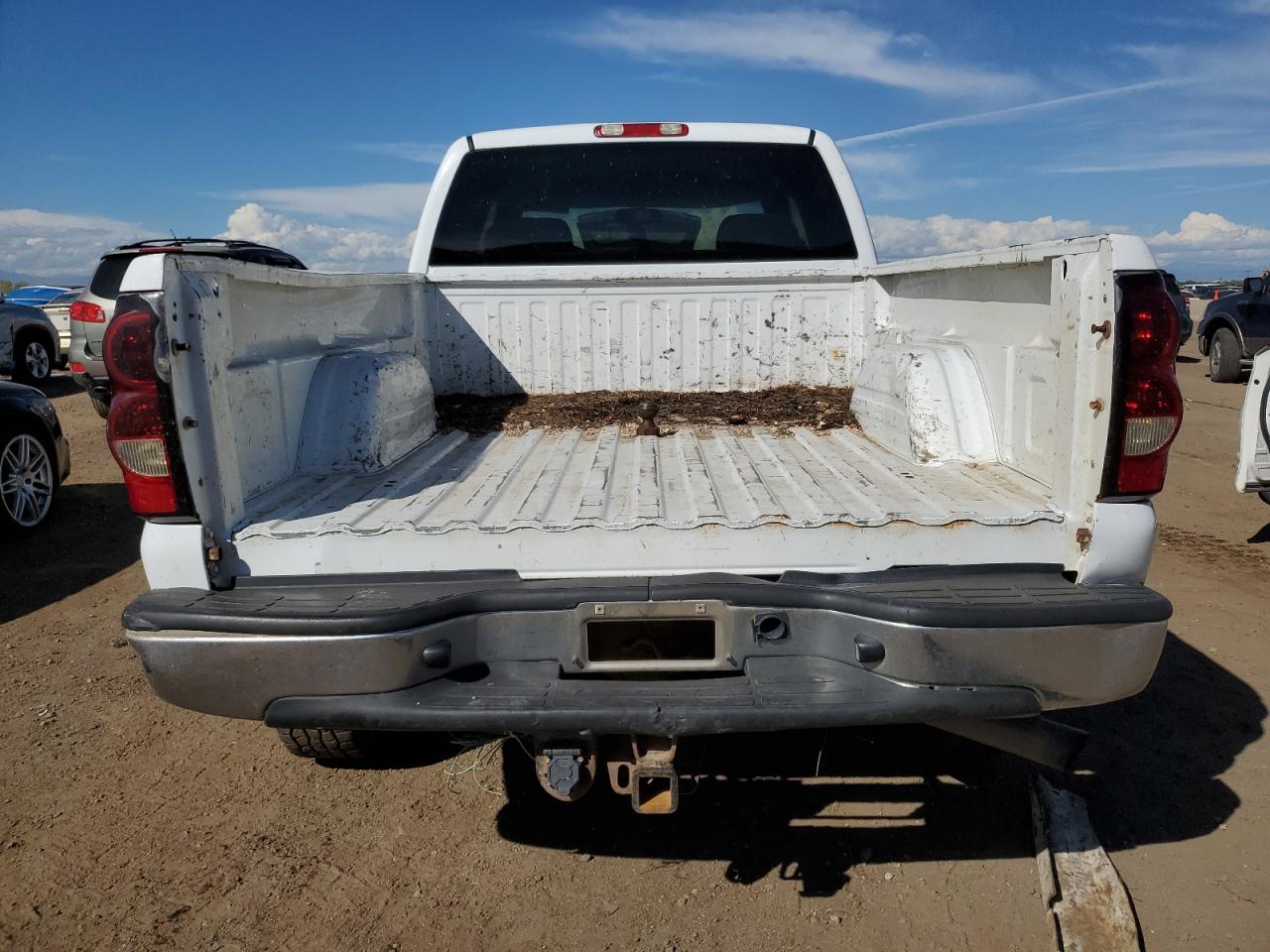 2004 Chevrolet Silverado K2500 Heavy Duty VIN: 1GCHK29244E313302 Lot: 84565255