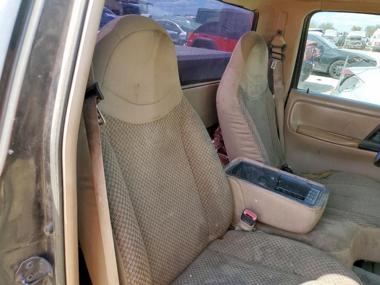 1999 Ford Ranger VIN: 1FTYR10CXXPC02466 Lot: 84212925