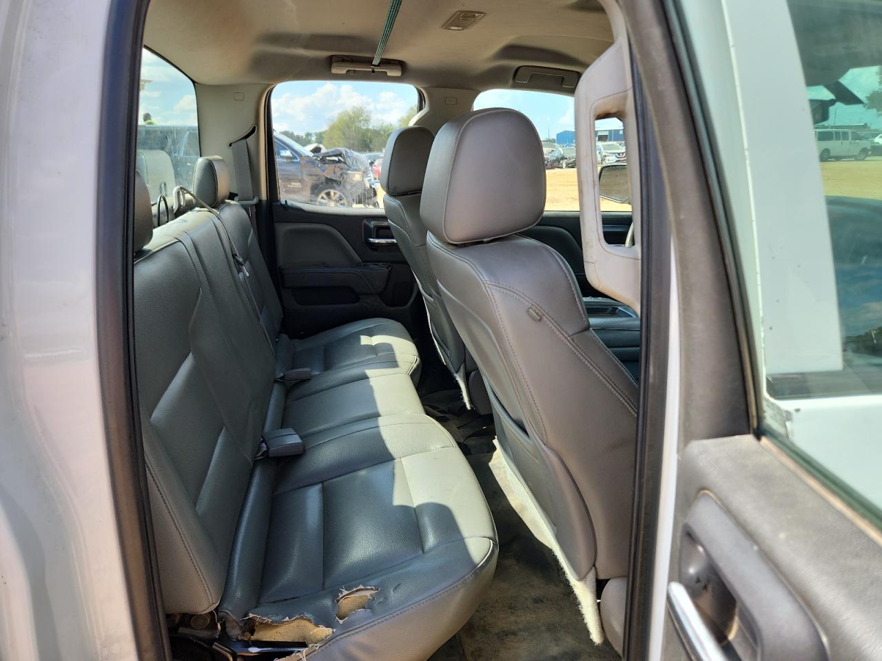 2015 Chevrolet Silverado C1500 VIN: 1GCRCPEC1FZ215594 Lot: 84747395