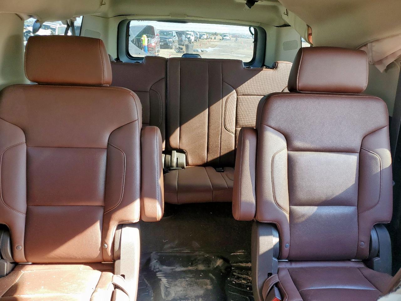 2016 Chevrolet Suburban C1500 Ltz VIN: 1GNSCJKC2GR106900 Lot: 84050625