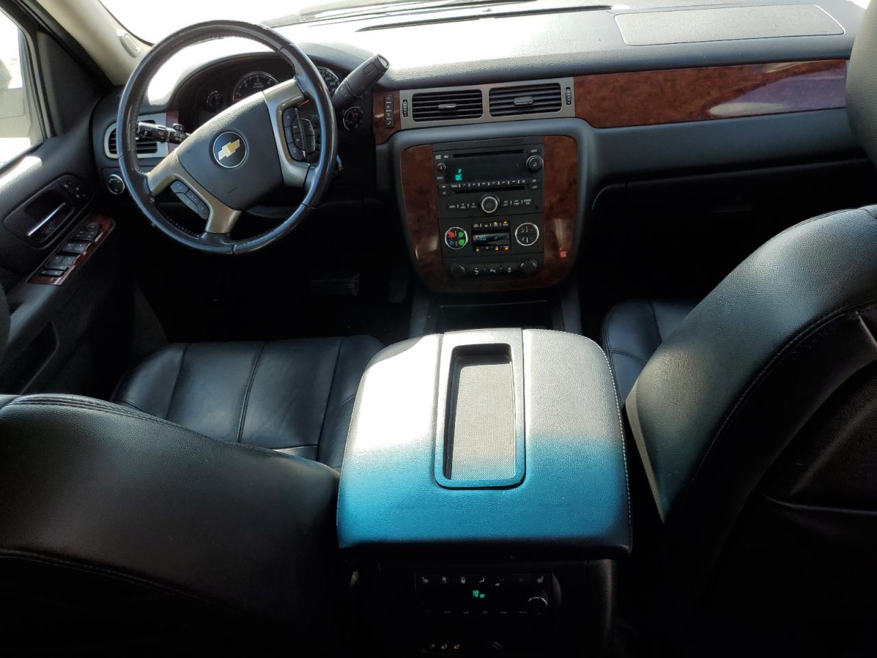 2012 Chevrolet Suburban K1500 Lt VIN: 1GNSKJE74CR111446 Lot: 81799725