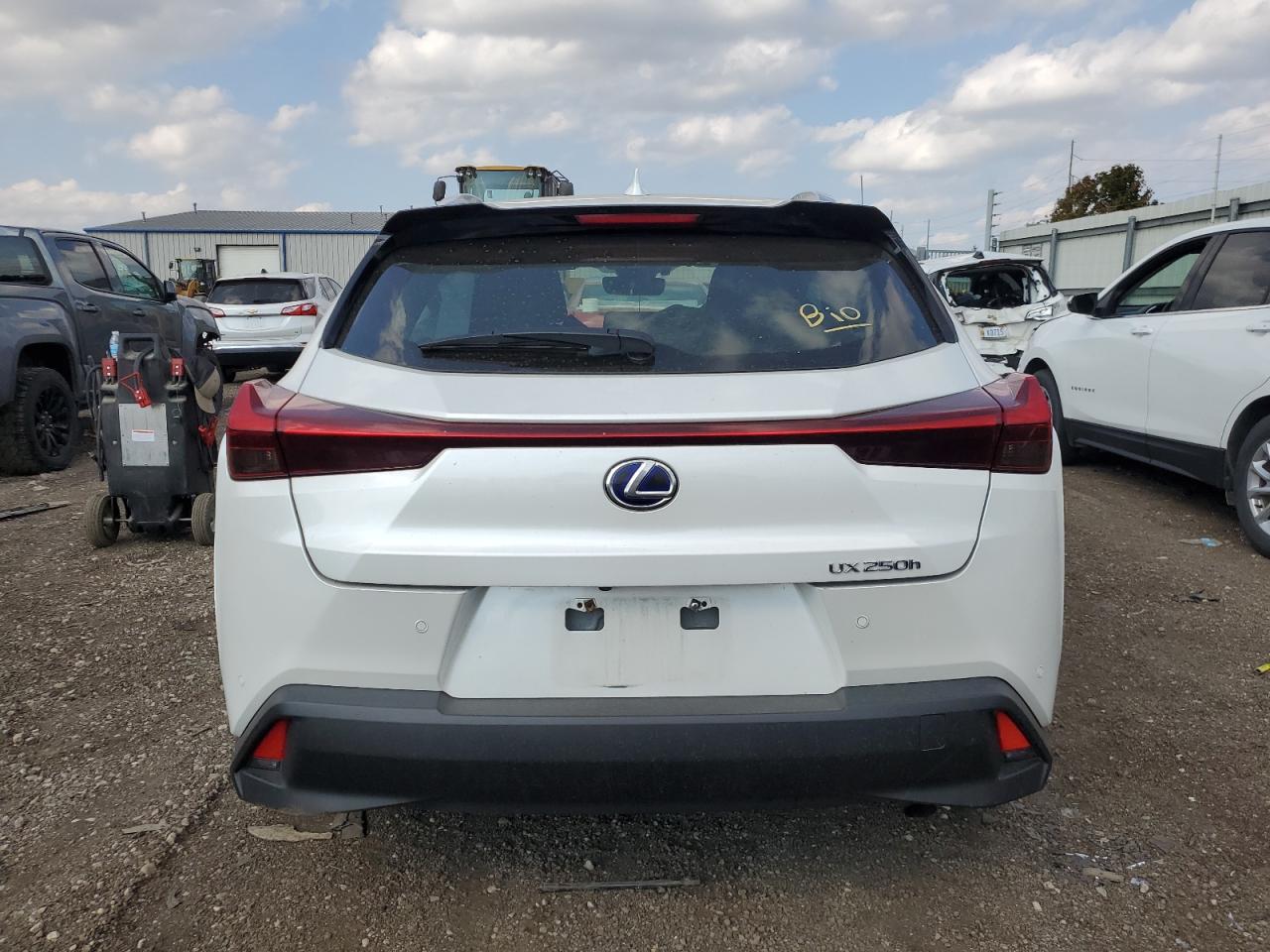 2022 Lexus Ux 250H Base VIN: JTHL9JBH1N2061685 Lot: 81034585