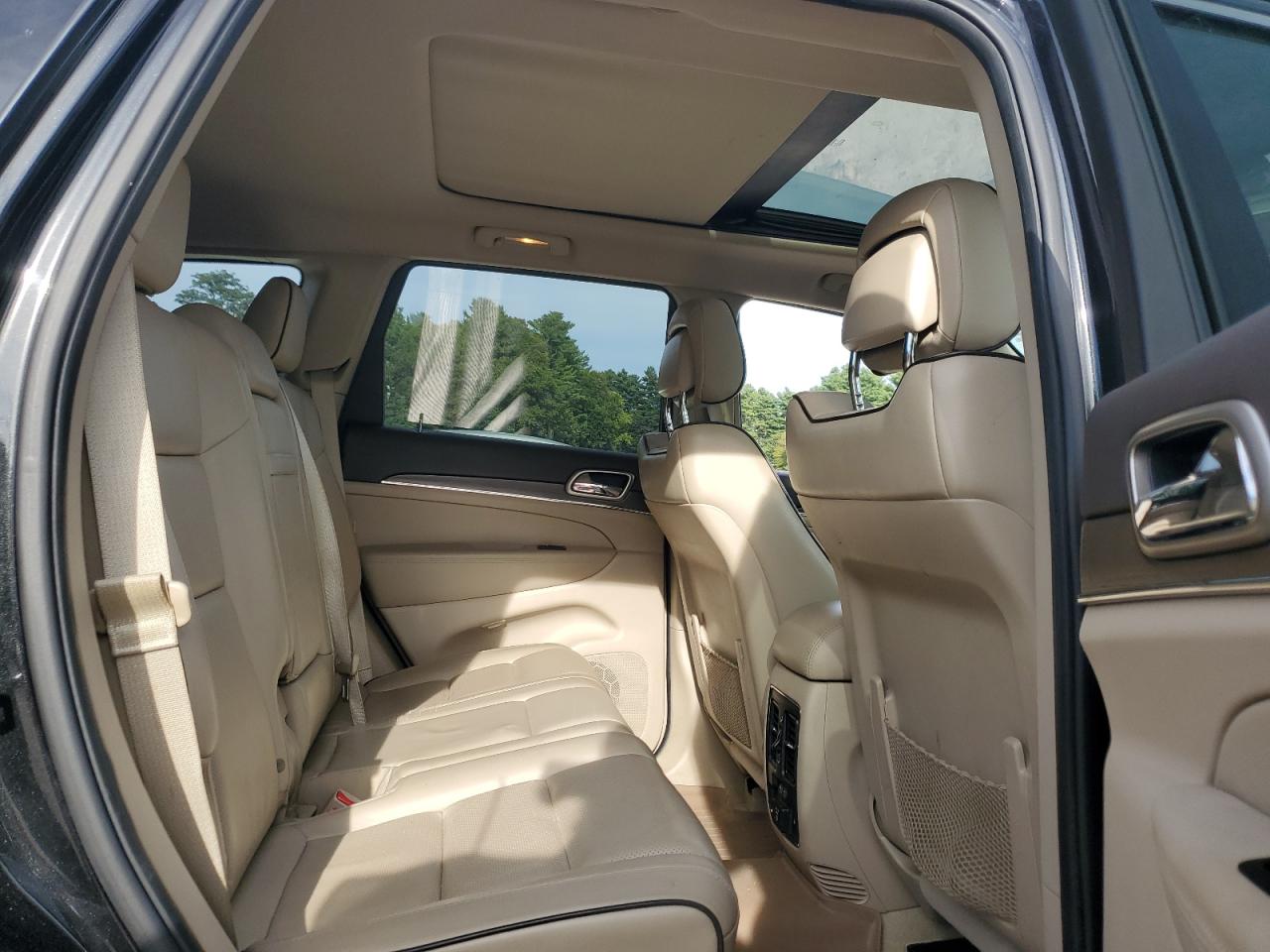2014 Jeep Grand Cherokee Overland VIN: 1C4RJFCT4EC105580 Lot: 71503625