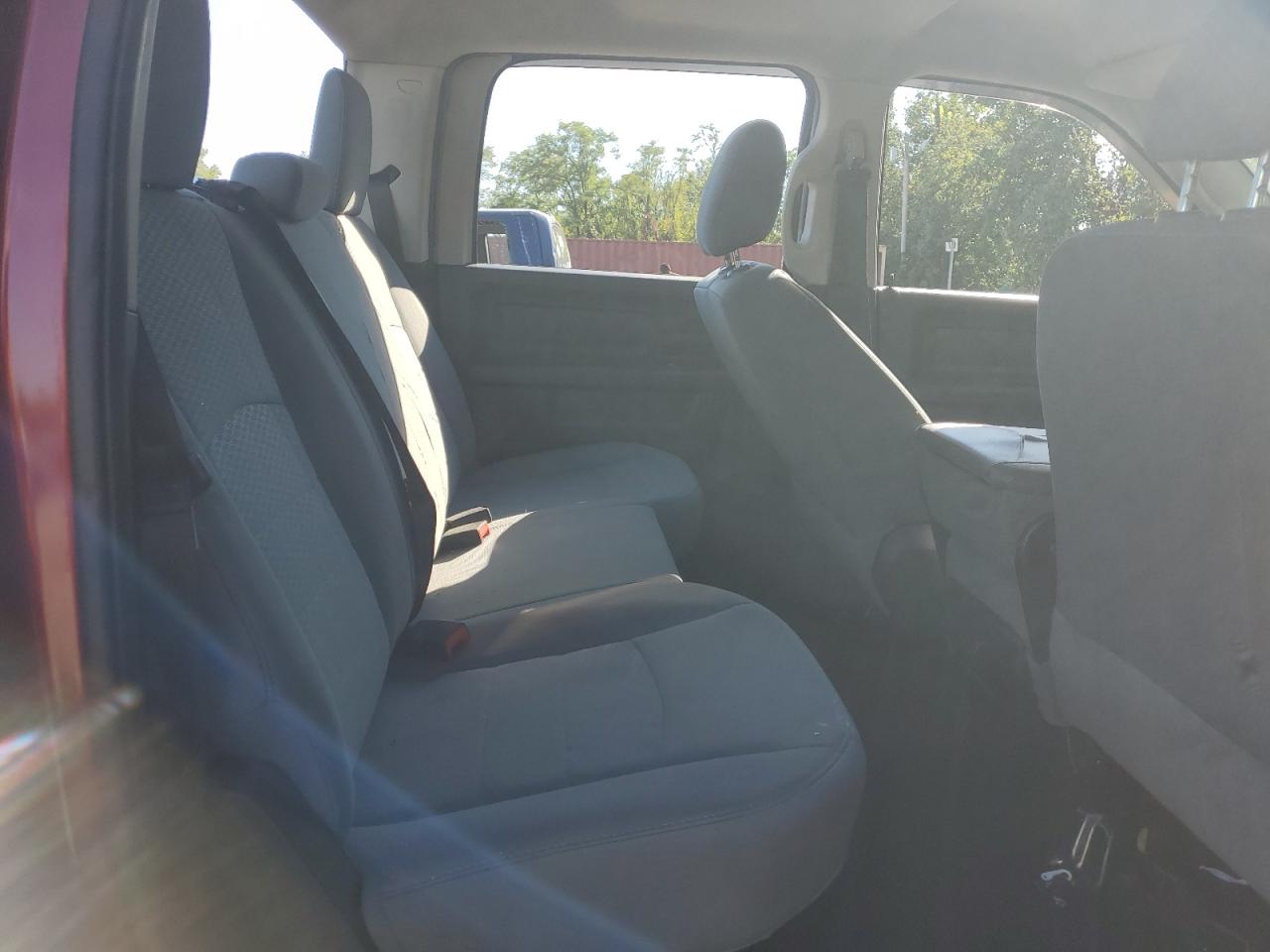 2015 Ram 1500 St VIN: 1C6RR7KT3FS773353 Lot: 72010245
