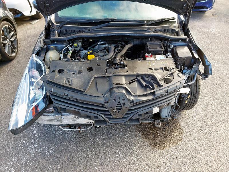 2019 RENAULT CLIO PLAY TCE 