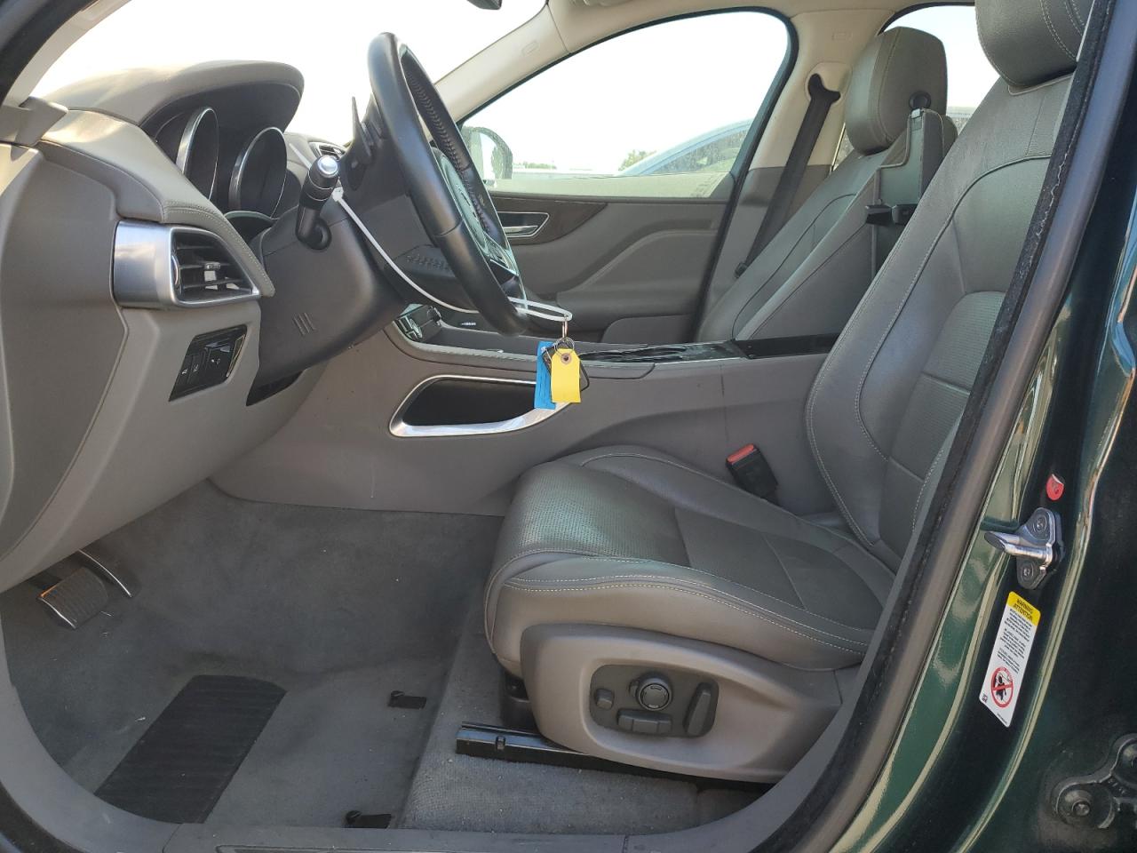 2017 Jaguar F-Pace R - Sport VIN: SADCL2BV5HA078504 Lot: 80707895