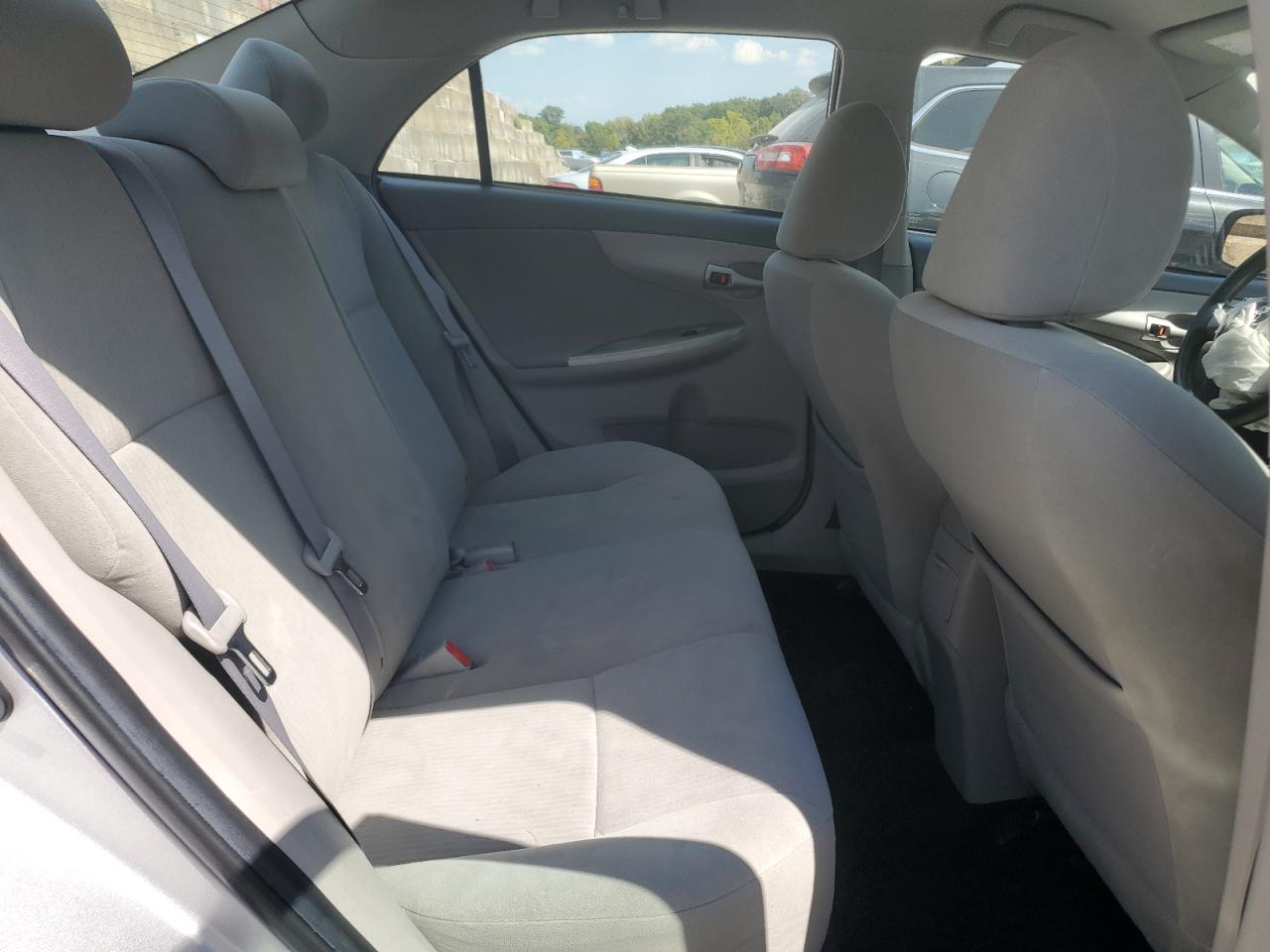 2010 Toyota Corolla Base VIN: 2T1BU4EE5AC307115 Lot: 80908825